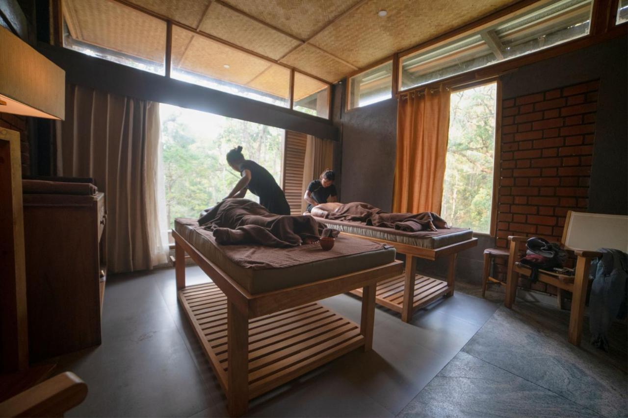 Ayatana Coorg Hotel 5*