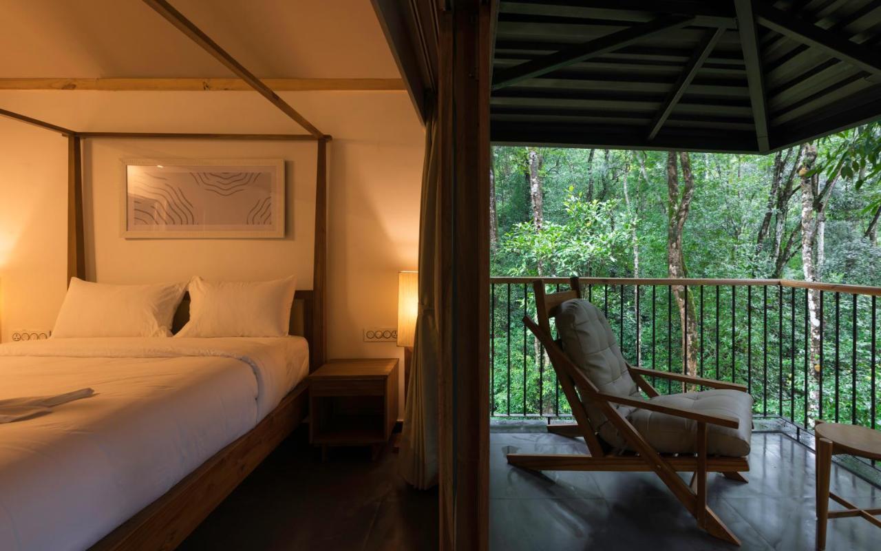 Ayatana Coorg Hotel 5*